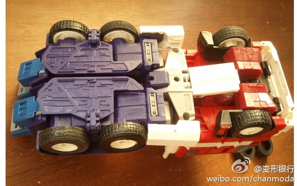 Collection Kingdom KO MP 10 Optimus Prime Figure With Improvements Announced  (7 of 7)